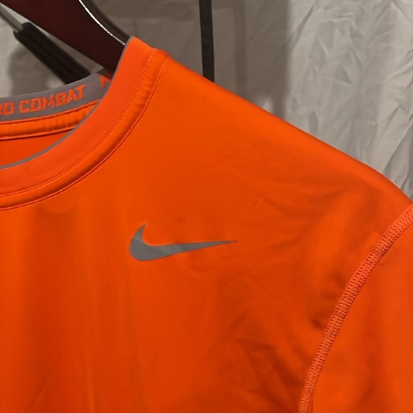 Nike Pro Orange Athletic Workout Shirt - Picture 2 of 3